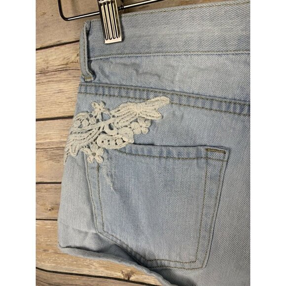 Forever 21 Size 29 Denim Booty Shorts Distressed - Picture 7 of 8